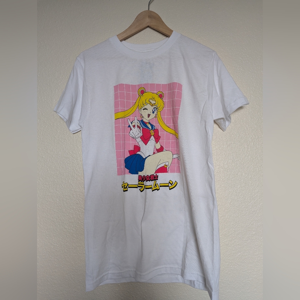 Hot Topic White Sailor Moon Tee